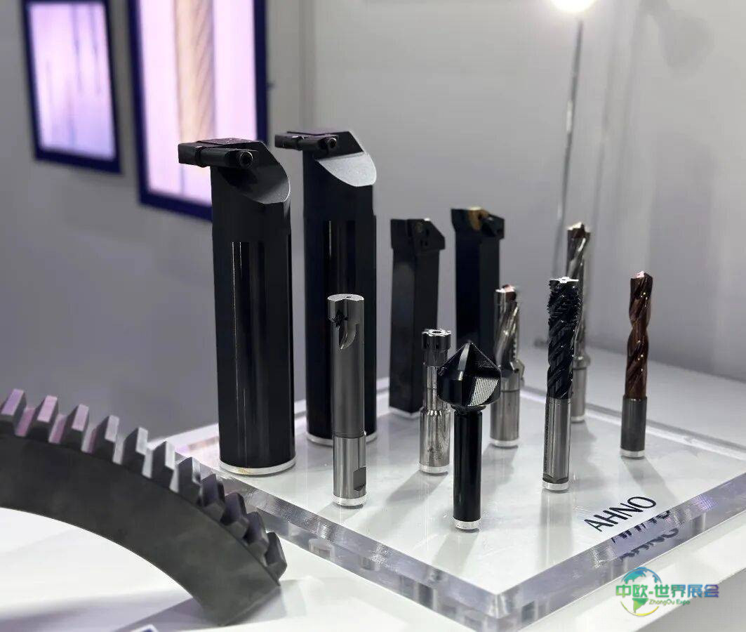 阿诺亮相2025泰国机床和金属加工机械展METALEX，技术交流引燃全场热情！