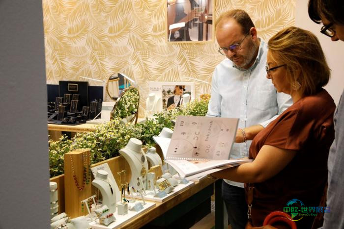 马德里珠宝展现场图片