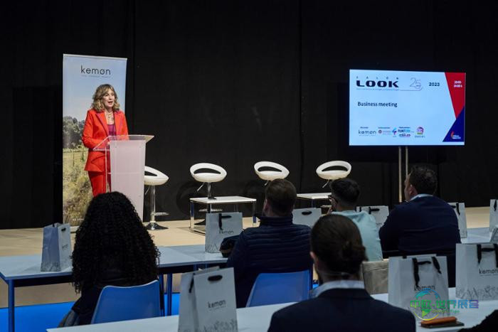 Business Meeting con Julia Gonzalez Directora Salón Look