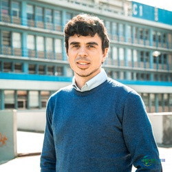 人工智能：“企业需快速行动以保持竞争力”