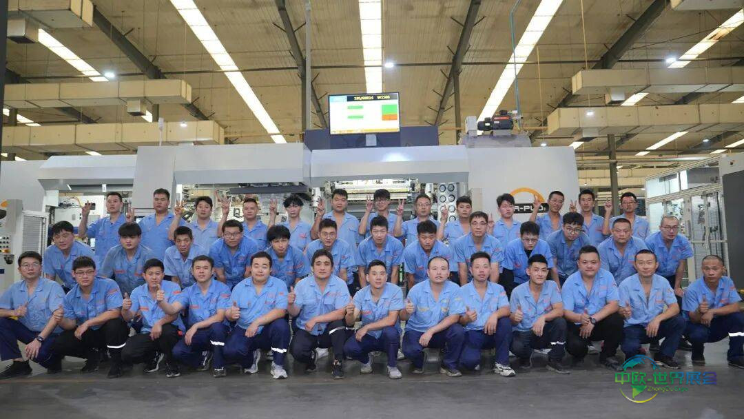 中一橡胶携多系列产品亮相2025迪拜国际轮胎展