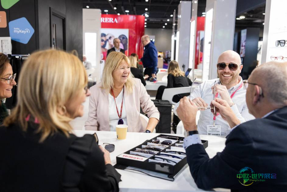 英国伦敦国际光学展览会 100% Optical 2025光学新趋势与创新产品