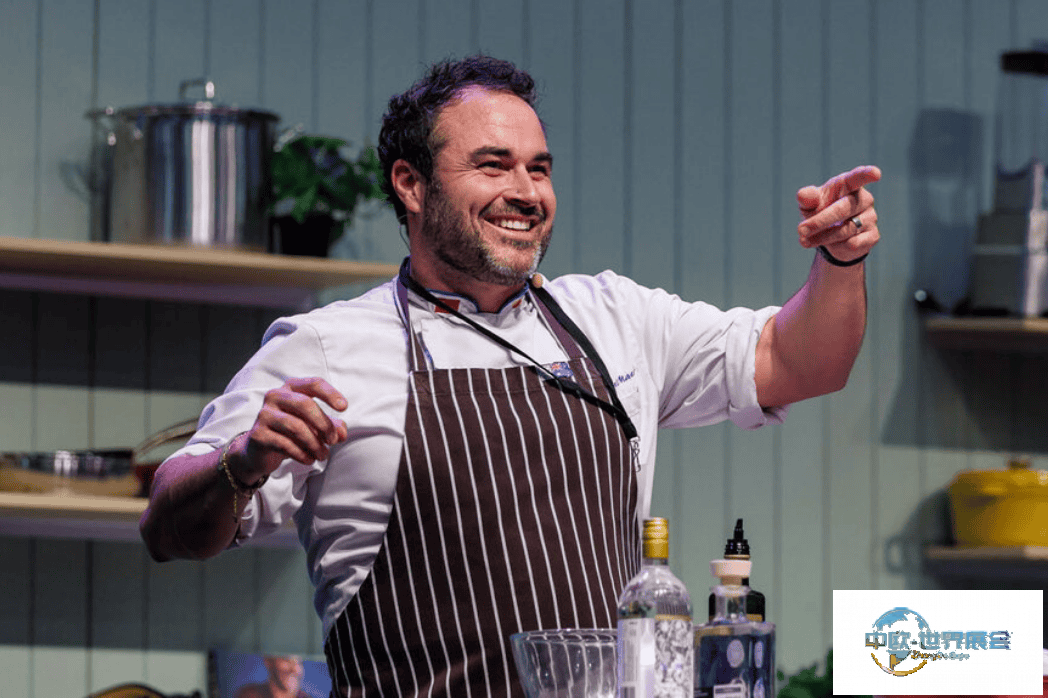 2025年澳大利亚悉尼国际食品和葡萄酒展览会：Miguel Maestró的脆皮猪腩沙爹包亮相