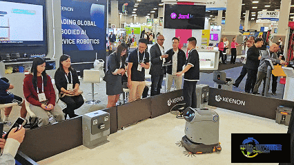 ISSA 2025北美展直击 | 擎朗清洁机器人C55北美首秀，全场景机器人引爆关注！