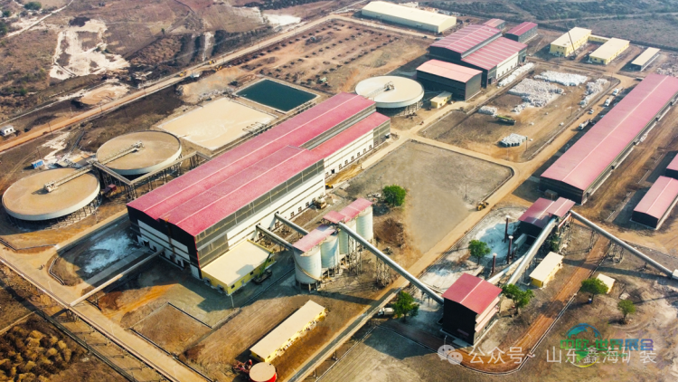 矿聚中东-鑫海矿装亮相2025阿联酋迪拜国际矿业展览会