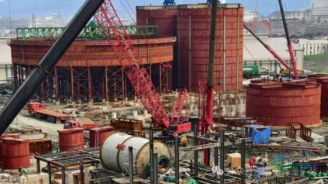 矿聚中东-鑫海矿装亮相2025阿联酋迪拜国际矿业展览会