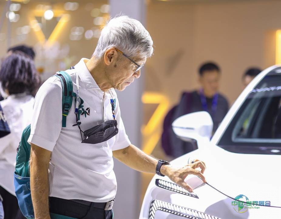 2025年波兰华沙国际电动汽车博览会：特别嘉宾Marek Wieruszewski