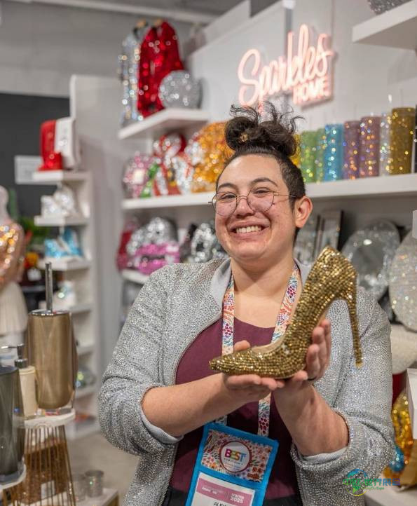 2025年美国拉斯维加斯国际夏季家具展览会：展馆焕新，品牌续约！