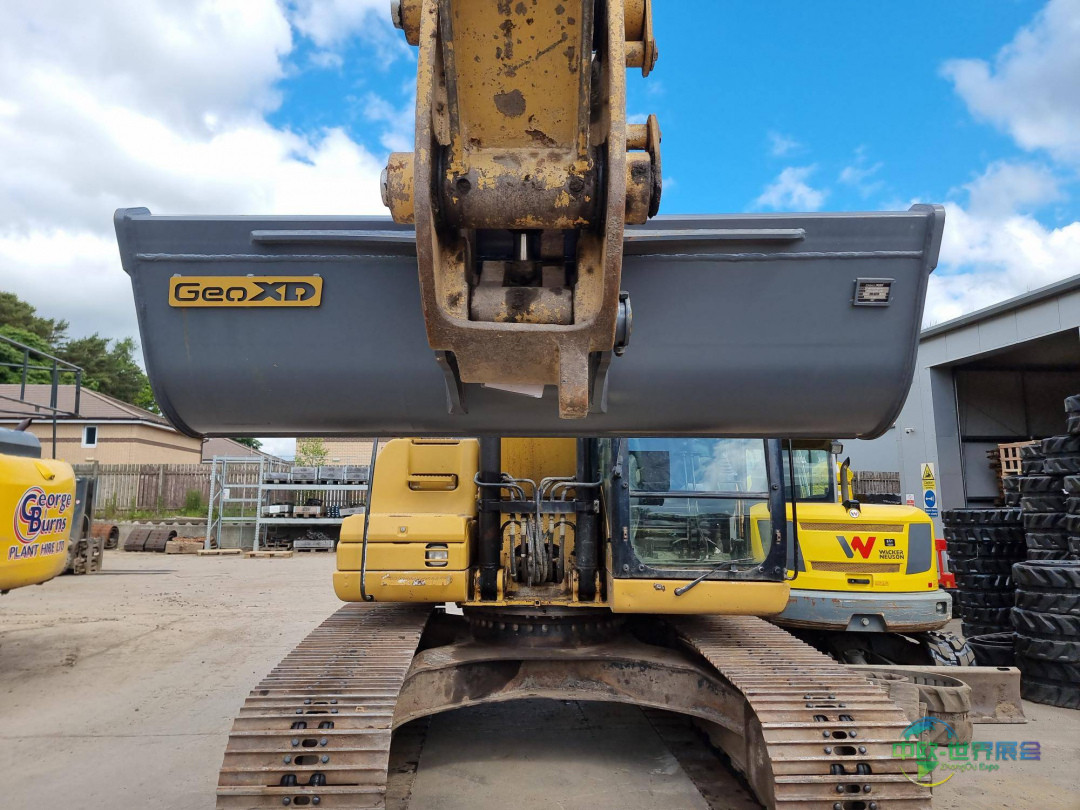 英国爱丁堡建展：Astrak计划2026年扩大20吨级铲斗产品线