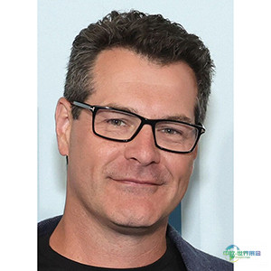 肯德拉·斯科特任命前盖璞高管为新任首席执行官