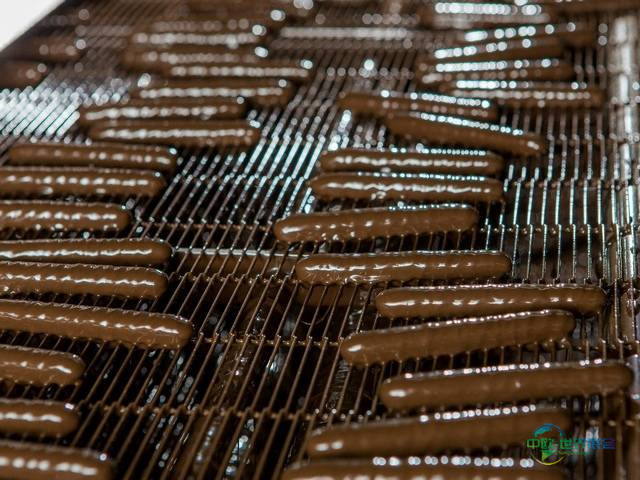 哈萨克斯坦国际食品、食品加工及包装展览会 FOODEXPO QAZAQSTAN 2025展示标志性饼干品牌