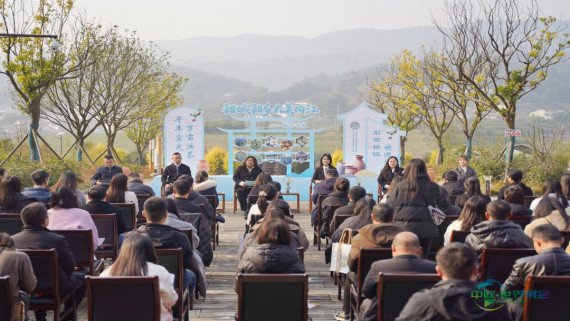 陶韵与茶香交织……“镇”能量发布会上 石燕桥镇展现独特资源禀赋