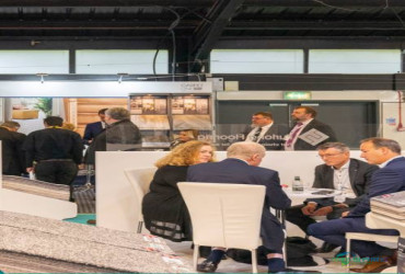 英国哈罗盖特国际地面材料展览会 The Flooring Show 2025盛大落幕