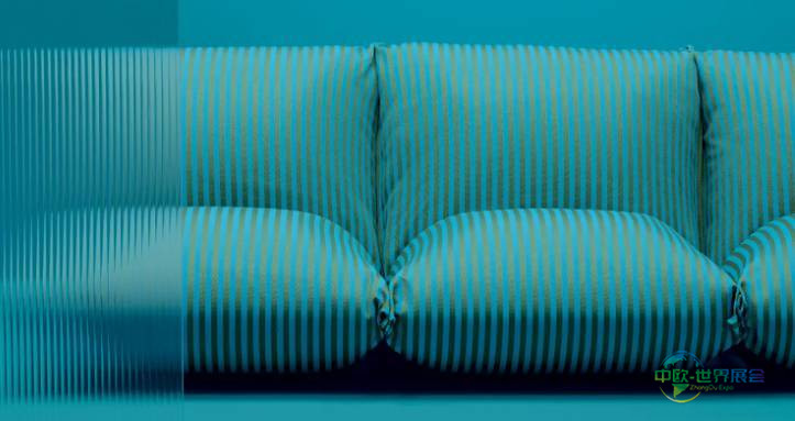 2025年意大利米兰国际家具展览会：条纹是展会上最引人注目的设计语言之一