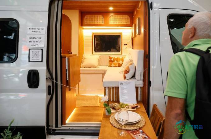 2025年德国杜塞尔多夫国际房车展览会：Bürstner推B66限量版庆66周年