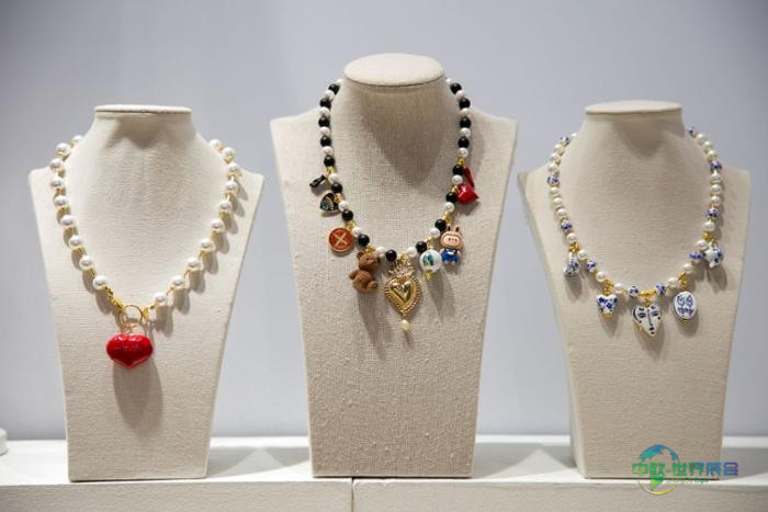 Bisutex arranca mañana con la participación de 450 marcas de bisutería y complementos