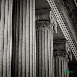 执法部门严打珠宝商销赃行为