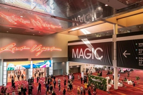 美国拉斯维加斯春季鞋展览会展会现场图片