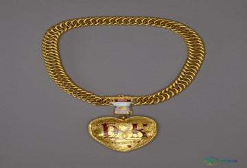 大英博物馆筹款数百万英镑拯救罕见都铎吊坠