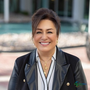 雪莉·史密斯加入零售史密斯公司