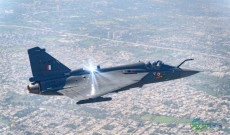 喜极生悲！才幻想阻截中国运-20，印度LCA战机便坠毁，35架全部停飞