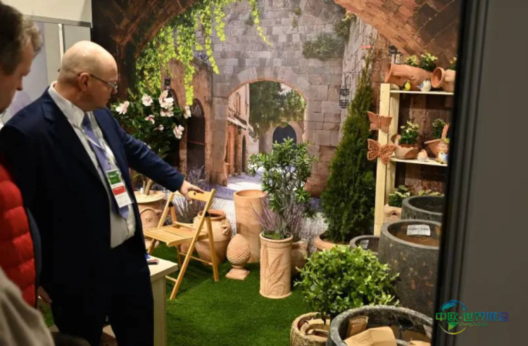 2025波兰华沙国际工业展同期举办AI论坛焊接技术健康安全论坛