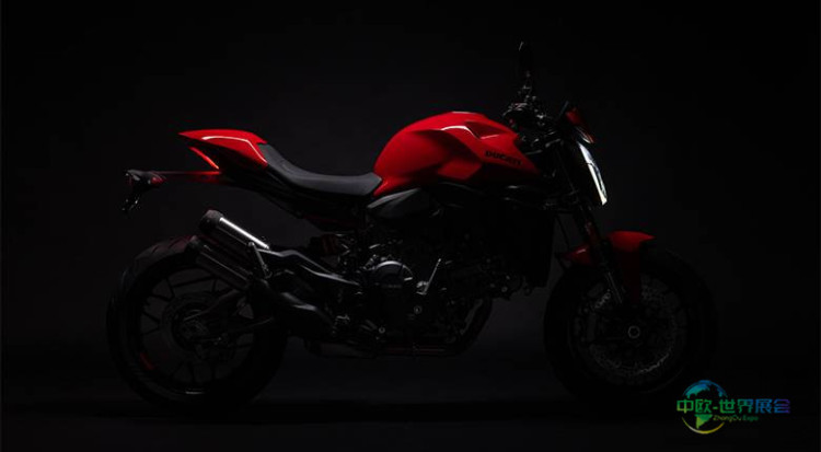 奥地利韦尔斯国际摩托车展览会：杜卡迪发布2026新品，赛车DNA与创新科技完美结合