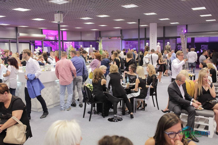 2026年美容日展会：波兰华沙美容美发展台