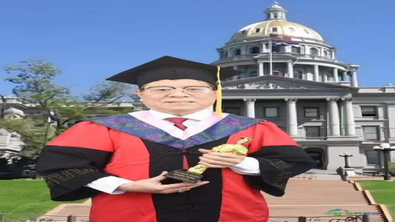 ART SHOPPING第 37届巴黎卢浮宫国际艺术博览会推荐艺术家汤征