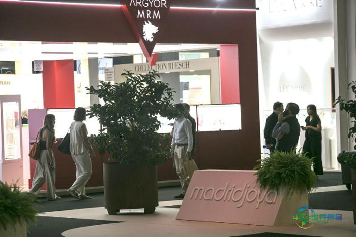 马德里珠宝展现场图片