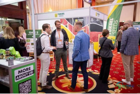 2025波兰华沙国际水果蔬菜和鲜花展圆满落幕，单日促成千余场商贸对接