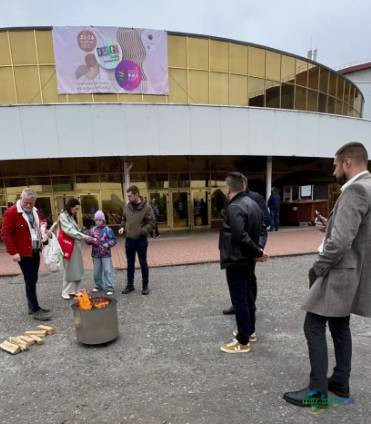 2025年乌克兰基辅国际建筑建材展览会：Watrag展示无烟火盆创新产品