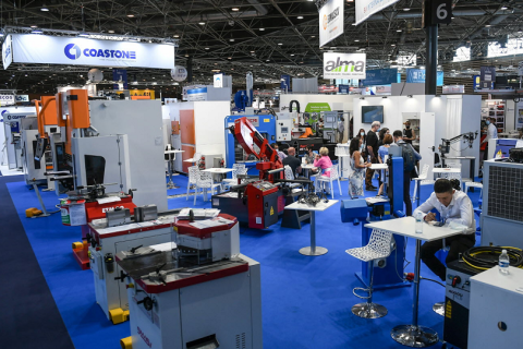 法国里昂无损检测展览会展会现场图片