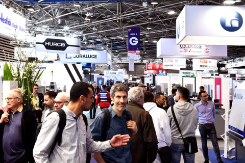 法国里昂无损检测展览会展会现场图片