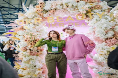 2026年乌克兰基辅国际美容美发展览会，英格洛特大师班聚焦红酒妆容