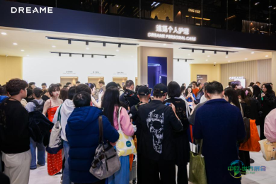 展位前人潮涌动，主流媒体竞相聚焦，追觅个护在2026AWE成为“现象级”存在