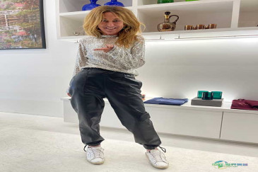 珠宝插画师兼销售专家丽莎·拜尔逝世