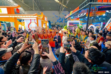 第七届新疆春季旅游博览会拉开帷幕