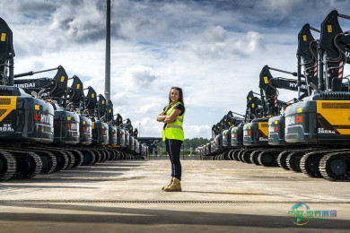 挖掘机女孩艾米确认参展2026年爱丁堡建筑展