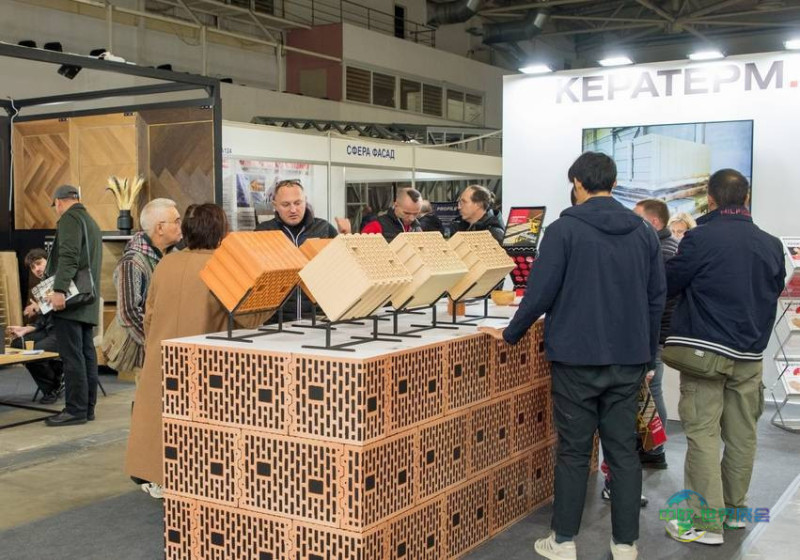 2026年乌克兰基辅国际建筑建材展览会：PES智能锁公司演示新品