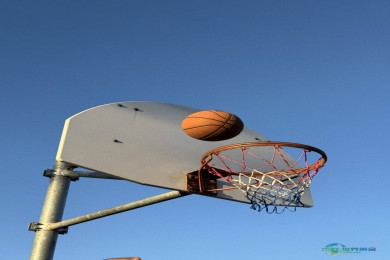 澳大利亚墨尔本家居展：家庭篮球场成新宠引领生活投资潮