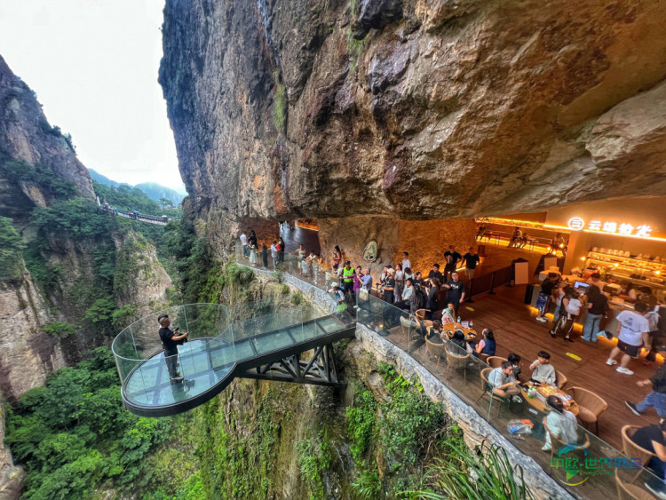 国网乐清市供电公司全力保障第十五届中国（温州）国际园林博览会乐清分会场电力供应