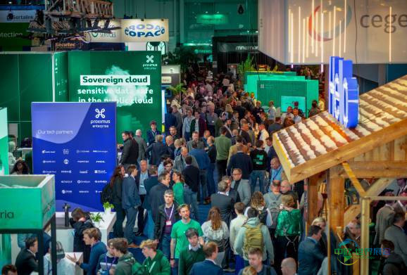 英国伦敦国际能源展览会：专访奥纳吉乌瓦博士，非洲能源转型与法律服务的机遇