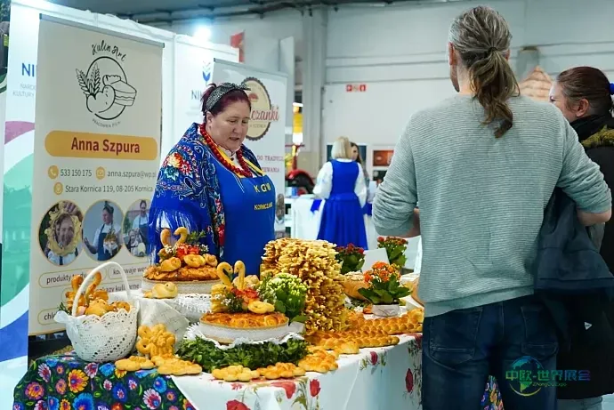 2026年波兰凯尔采国际农机及农业技术展览会：第二日盛况空前