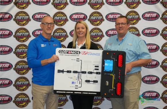 2026年美国德克萨斯州沃斯堡国际拖车制造商协会展览会：奥创科斯获拖挂体验创新大奖