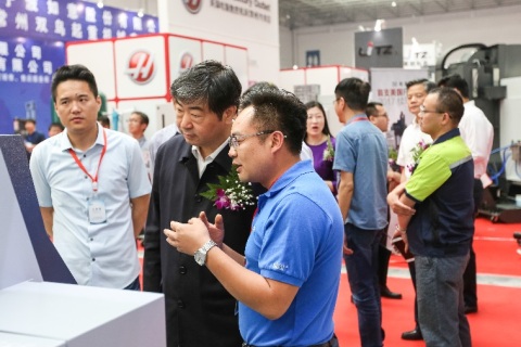 南通国际工业装备博览会展会现场图片