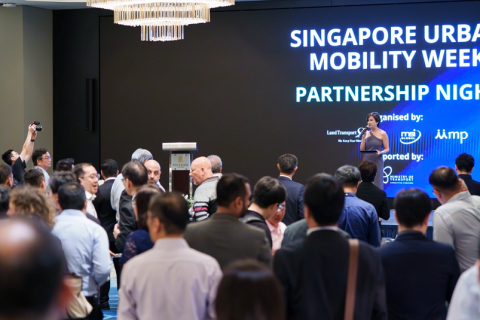 新加坡电动车、智能交通、充电桩展SUMW展会现场图片