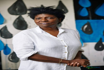 巴塞尔艺术展劳里·安德森等