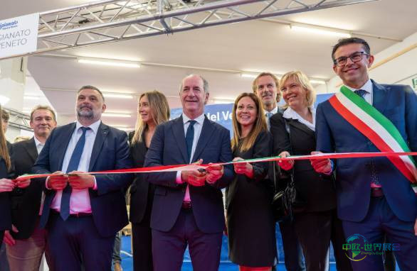 2025年意大利隆加罗内国际山地家具展览会：艺术与手工艺的盛会